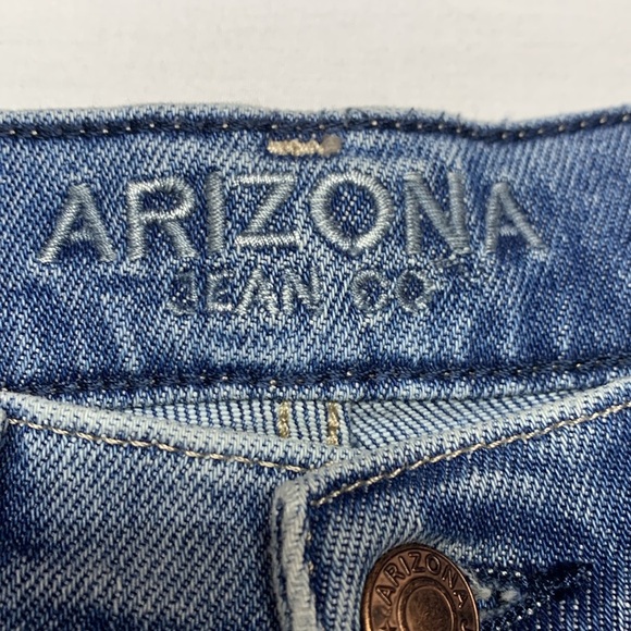 Arizona Butterfly Embroidered Highest Rise Curvy Mom Jeans - Picture 9 of 12